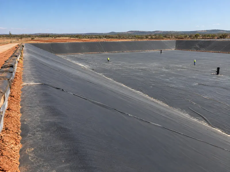 Geomembrana PEAD — Aterro Sanitário e Industrial