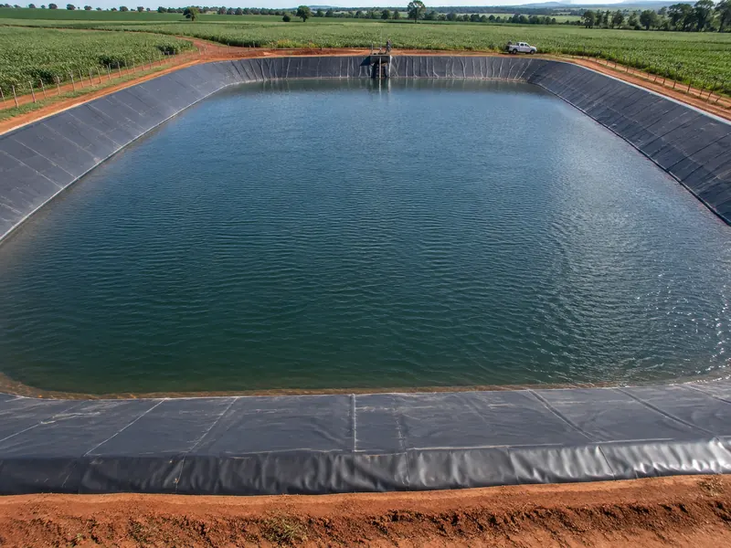Geomembrana PEAD — Reservatório para Irrigação